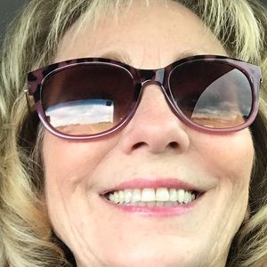 Meet your Posher, Cathy